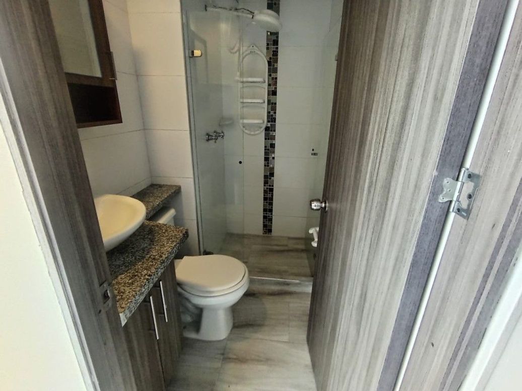 Apartamento de 1 alcoba en arriendo en Ciudad Jardín Norte, Bogotá, 26 m² · foto 8 de 14