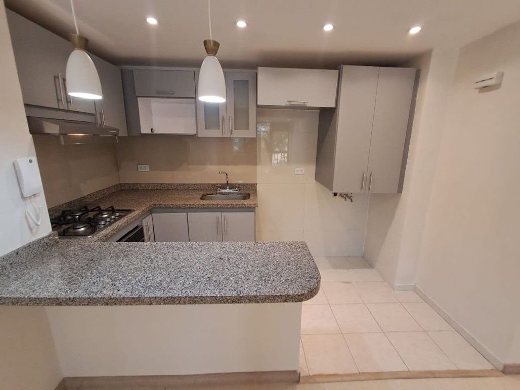 Apartamento de 2 alcobas en arriendo en La Esperanza, Bogotá, 53 m² · foto 10 de 12