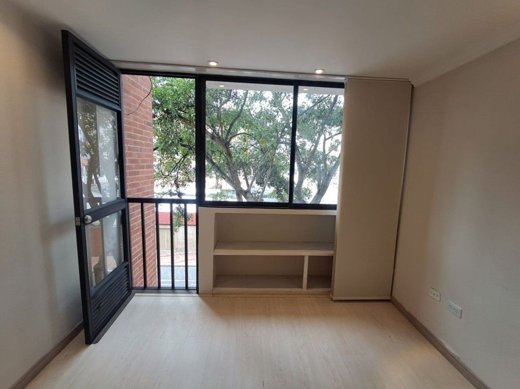 Apartamento de 2 alcobas en arriendo en La Esperanza, Bogotá, 53 m² · foto 2 de 12