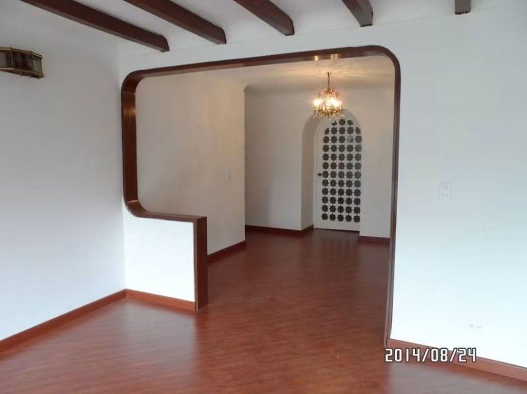 Apartamento de 4 alcobas en arriendo en San Patricio, Bogotá, 300 m² · foto 7 de 10