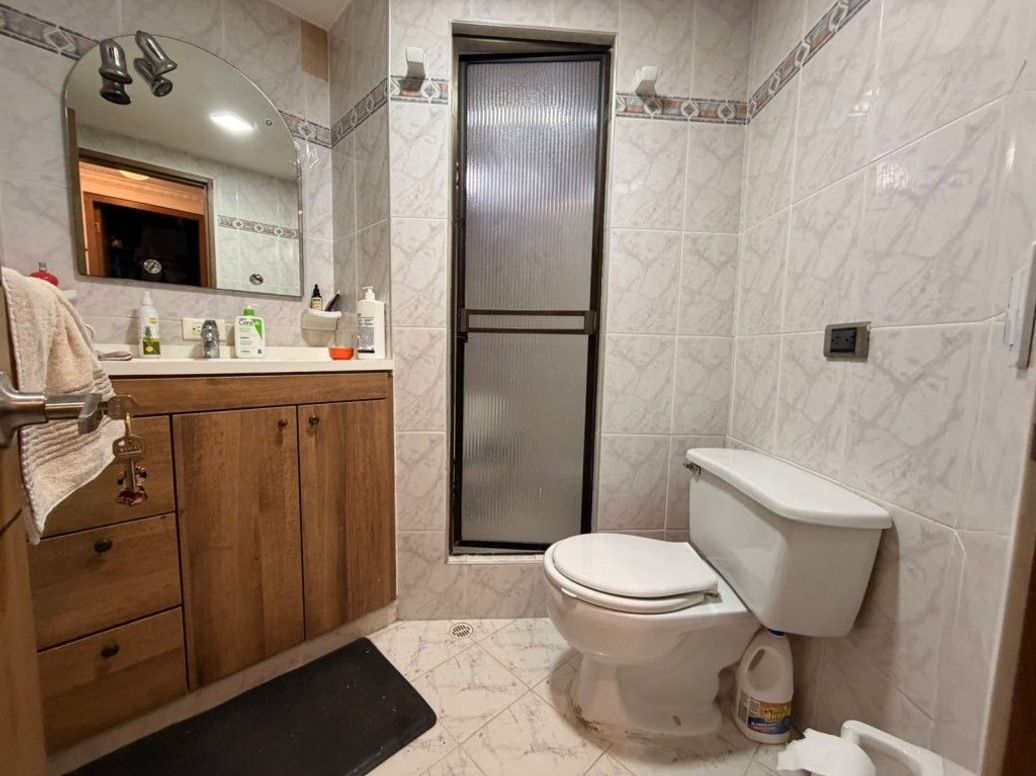 Apartaestudio en arriendo en San Luis, Bogotá, 47 m² · foto 6 de 10