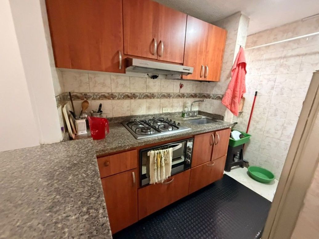 Apartaestudio en arriendo en San Luis, Bogotá, 47 m² · foto 4 de 10