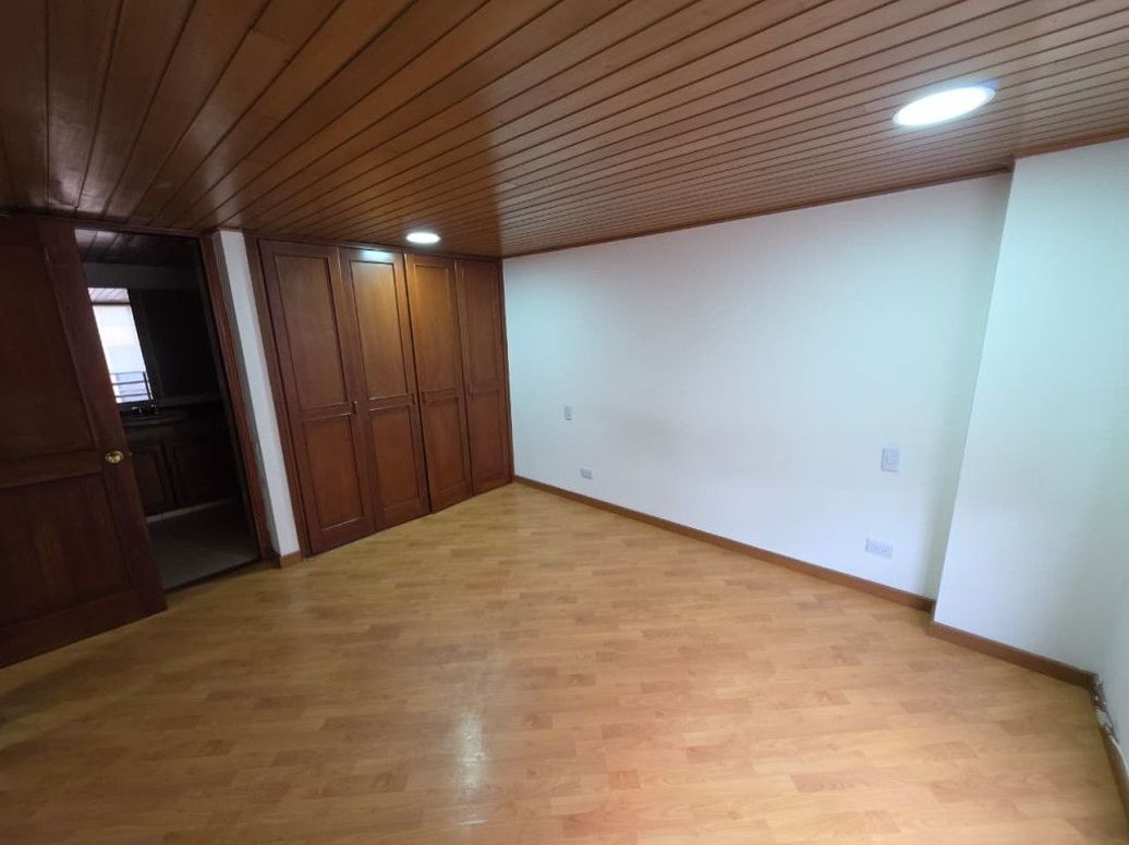 Apartamento de 1 alcoba en arriendo en Chicó Norte, Bogotá, 45 m² · foto 11 de 20