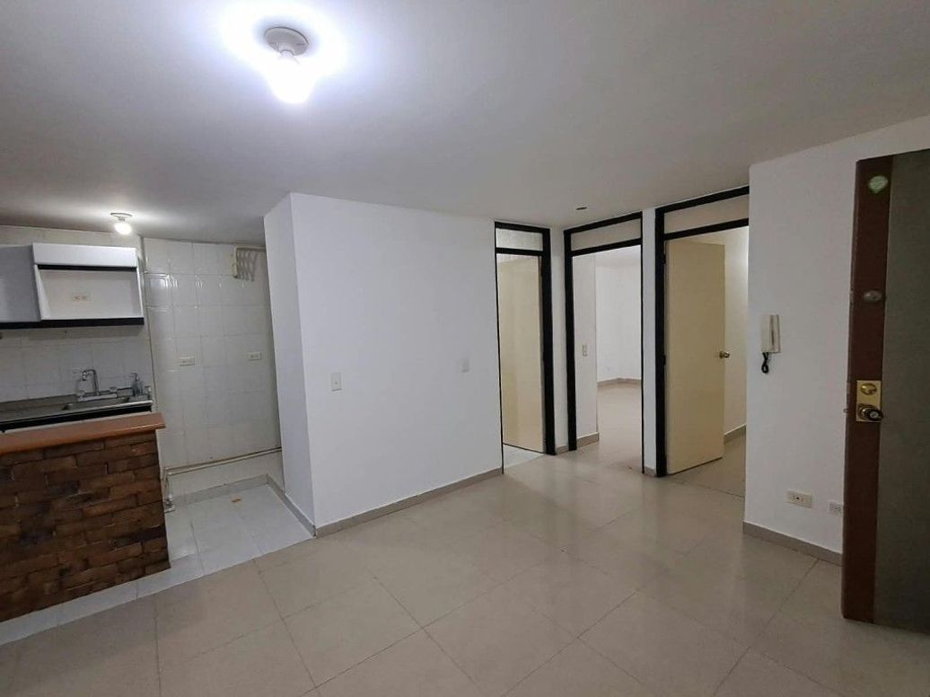 Apartamento de 2 alcobas en venta en Alfonso López, Bogotá, 53 m² · foto 2 de 12