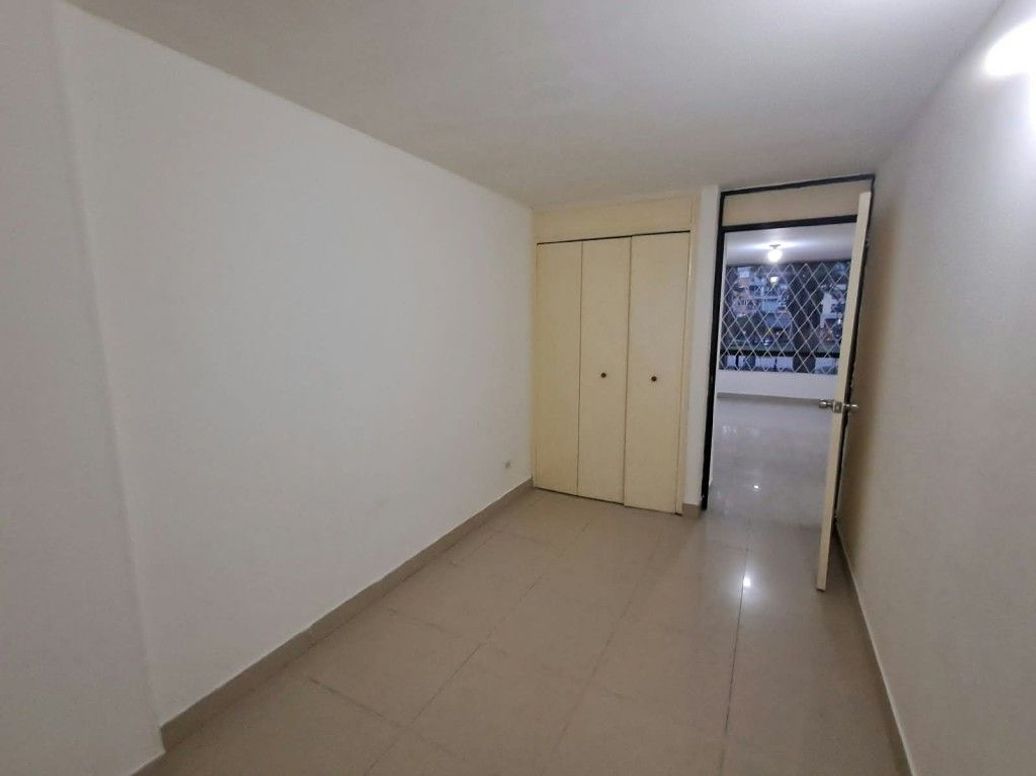 Apartamento de 2 alcobas en venta en Alfonso López, Bogotá, 53 m² · foto 9 de 12