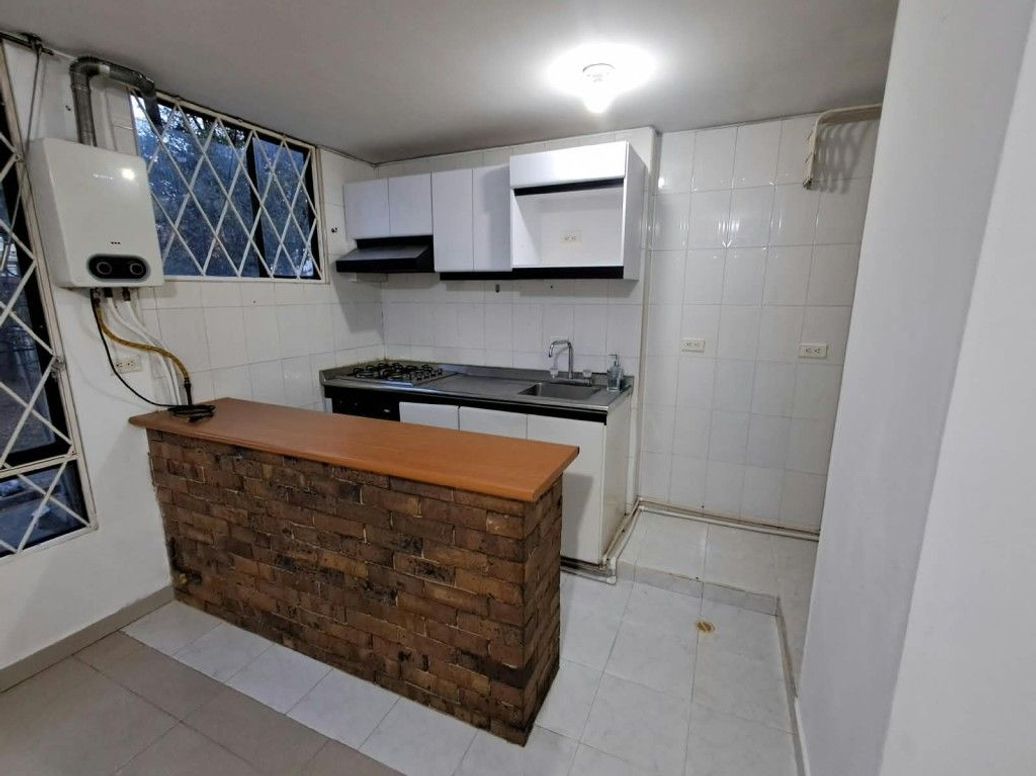 Apartamento de 2 alcobas en venta en Alfonso López, Bogotá, 53 m² · foto 3 de 12