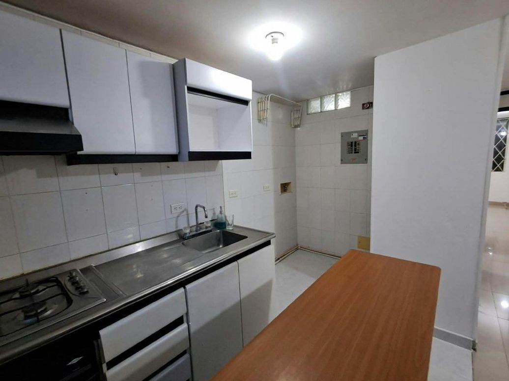 Apartamento de 2 alcobas en venta en Alfonso López, Bogotá, 53 m² · foto 4 de 12