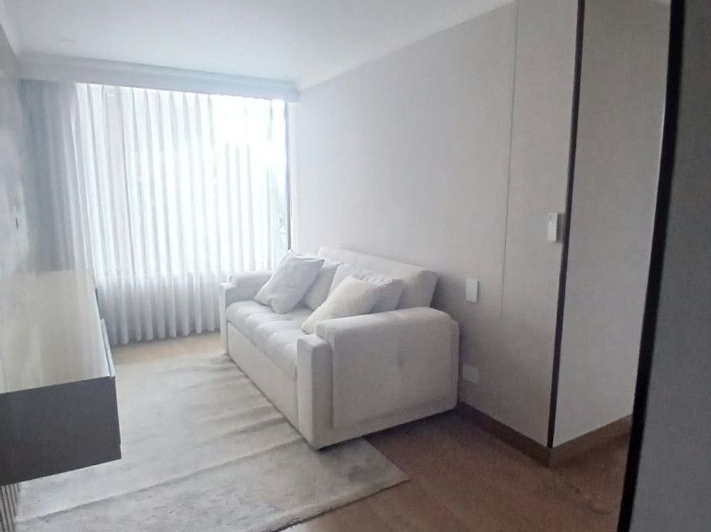 Apartamento de 3 alcobas en venta en La Esperanza Norte, Bogotá, 153 m² · foto 2 de 20