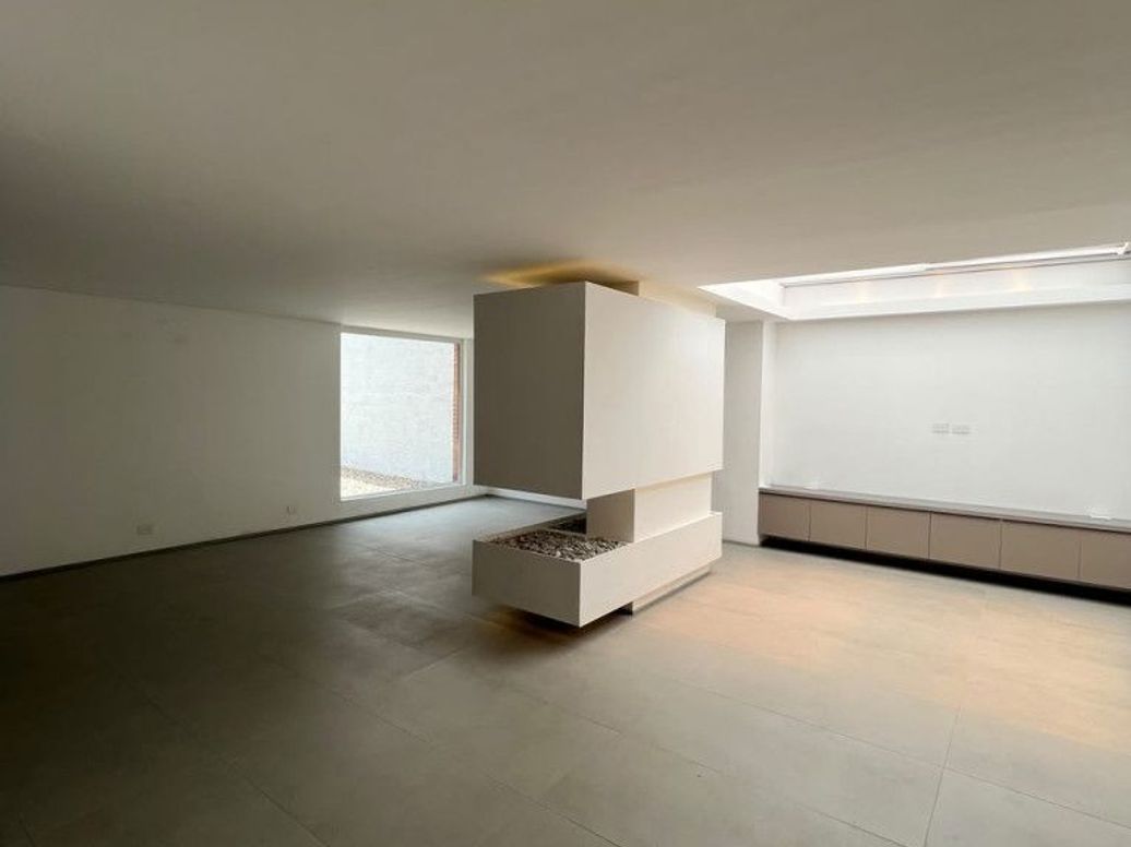 Casa de 3 alcobas en arriendo en Cedritos, Bogotá, 280 m² · foto 2 de 20