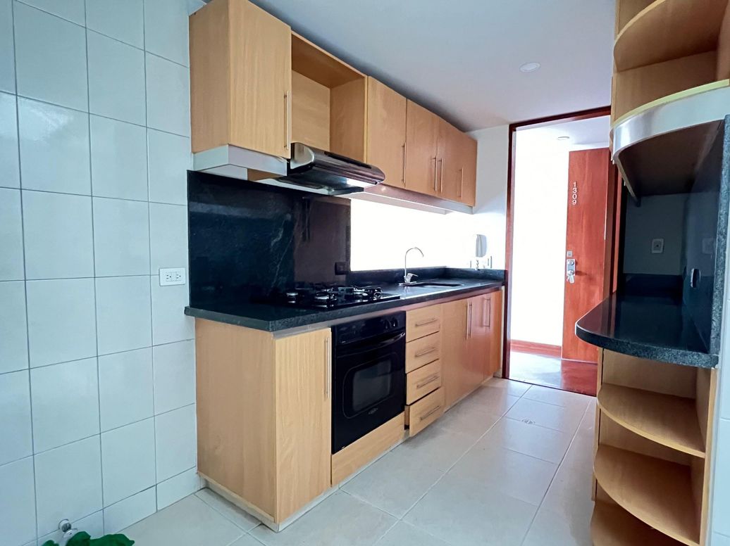 Apartamento de 3 alcobas en arriendo en Ub. Cordoba Niza, Bogotá, 93 m² · foto 9 de 20