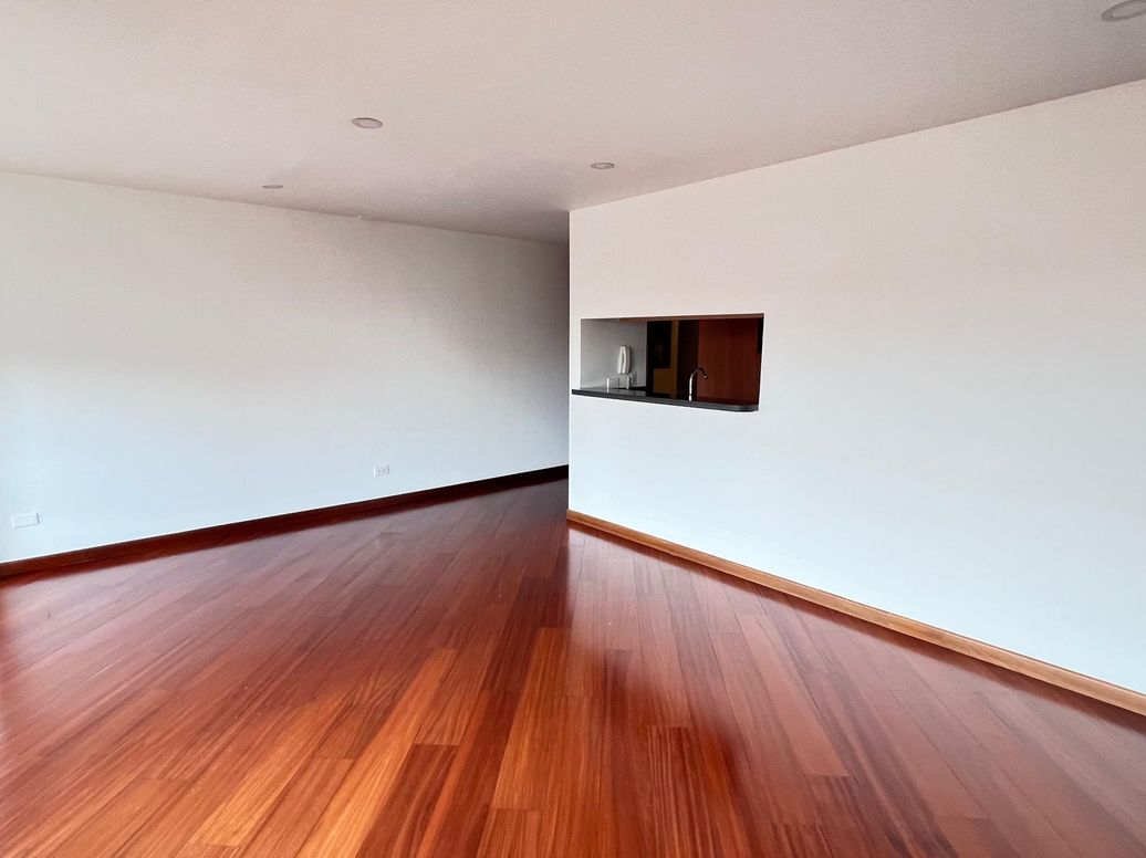 Apartamento de 3 alcobas en arriendo en Ub. Cordoba Niza, Bogotá, 93 m² · foto 3 de 20