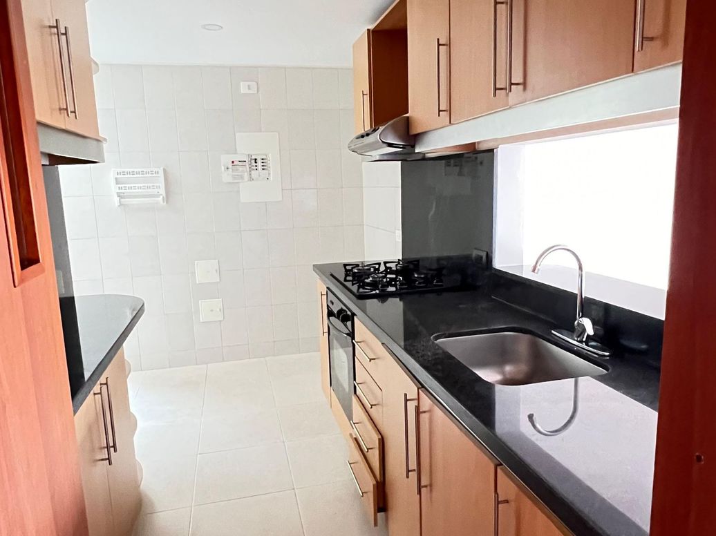 Apartamento de 3 alcobas en arriendo en Ub. Cordoba Niza, Bogotá, 93 m² · foto 7 de 20
