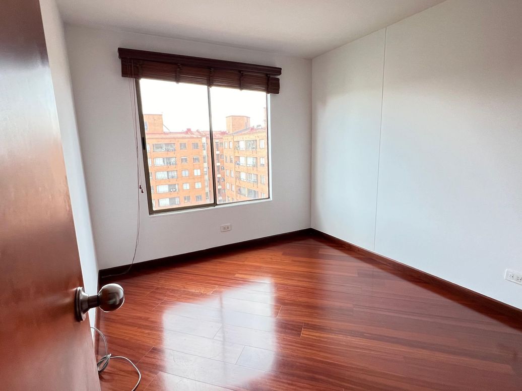 Apartamento de 3 alcobas en arriendo en Ub. Cordoba Niza, Bogotá, 93 m² · foto 15 de 20
