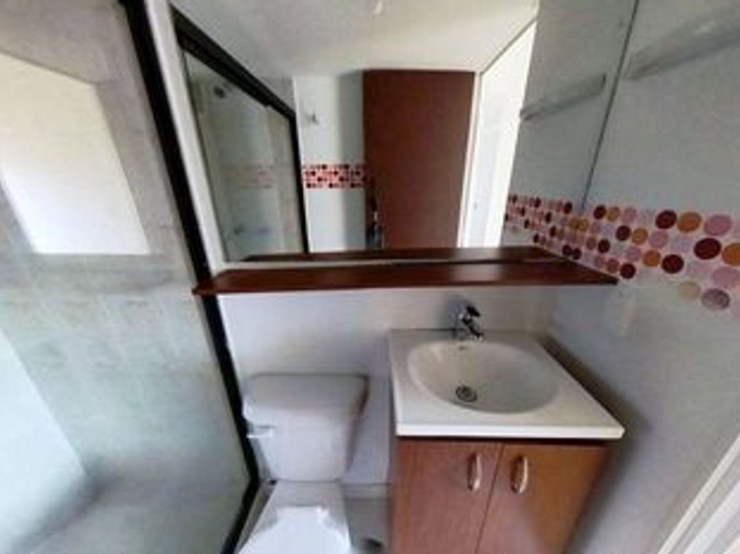 Apartamento de 2 alcobas en venta en Club De Los Lagartos, Bogotá, 66 m² · foto 13 de 13