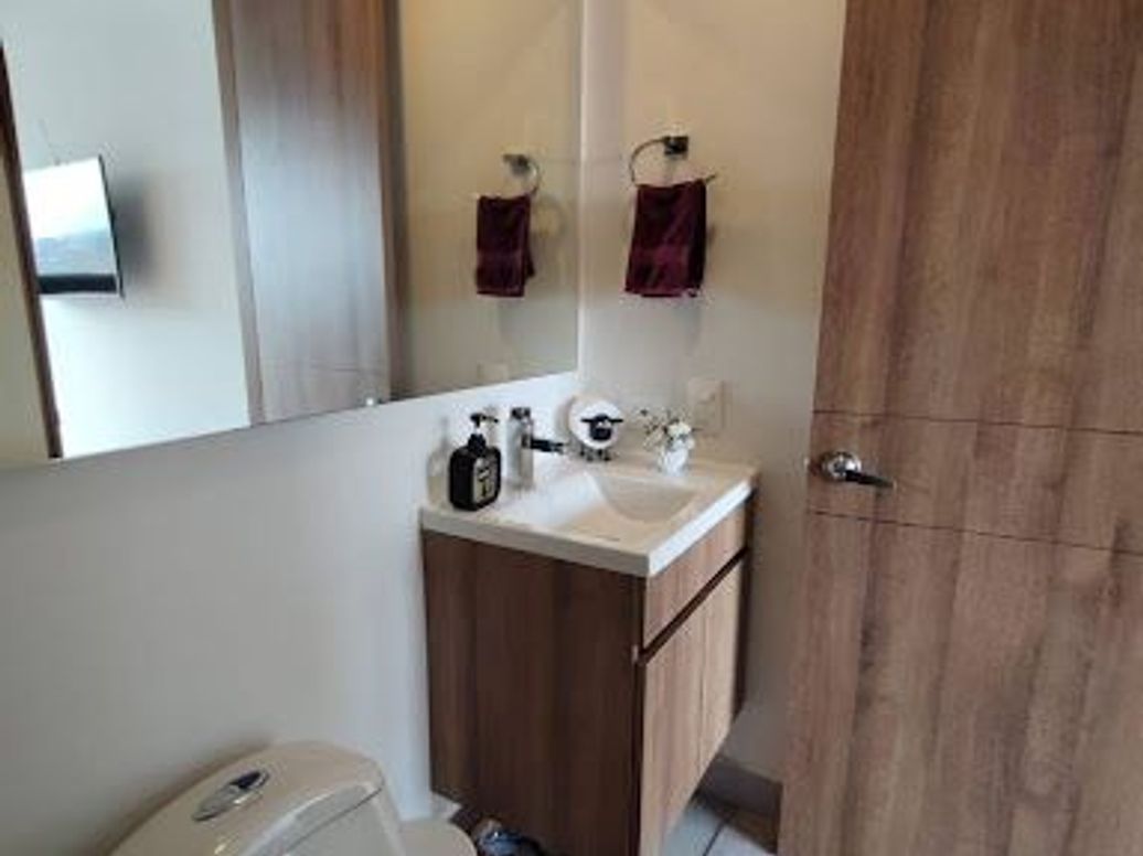 Apartamento de 2 alcobas en arriendo en Chapinero Alto, Bogotá, 58 m² · foto 12 de 20