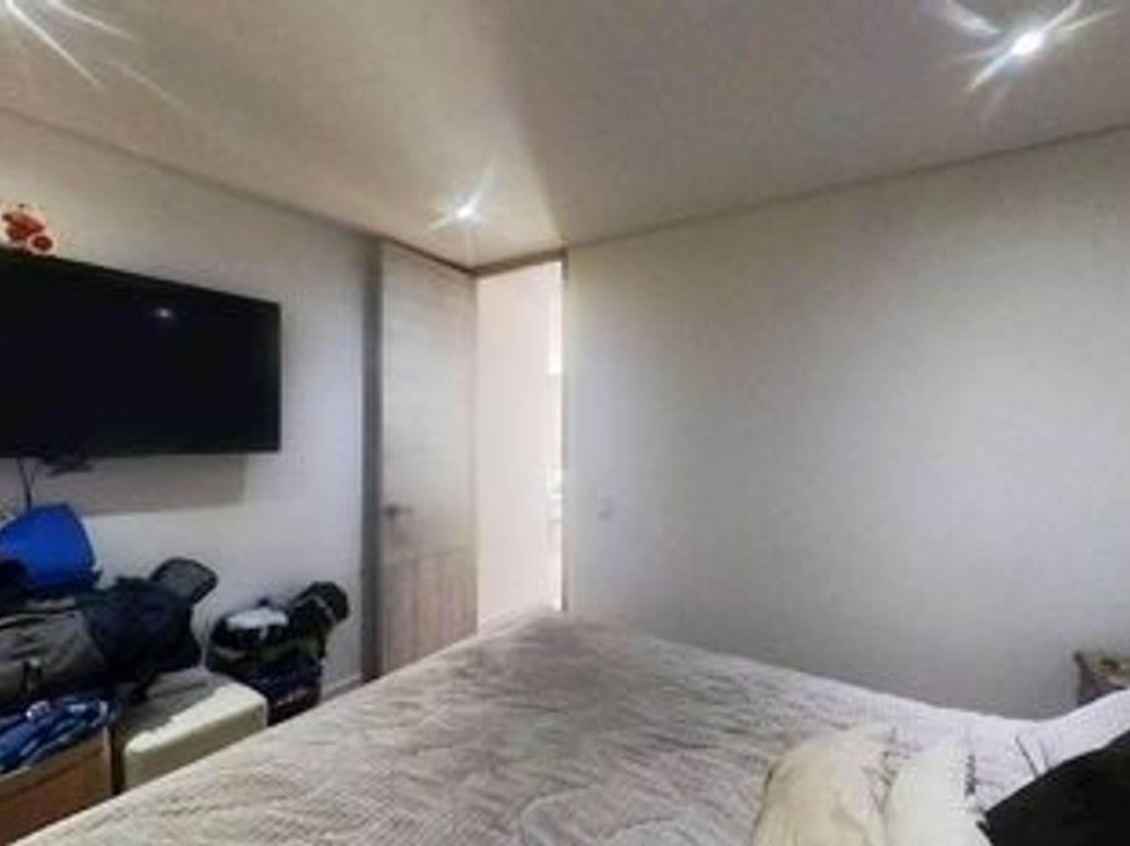Apartamento de 2 alcobas en venta en Los Cedros, Bogotá, 72 m² · foto 8 de 11