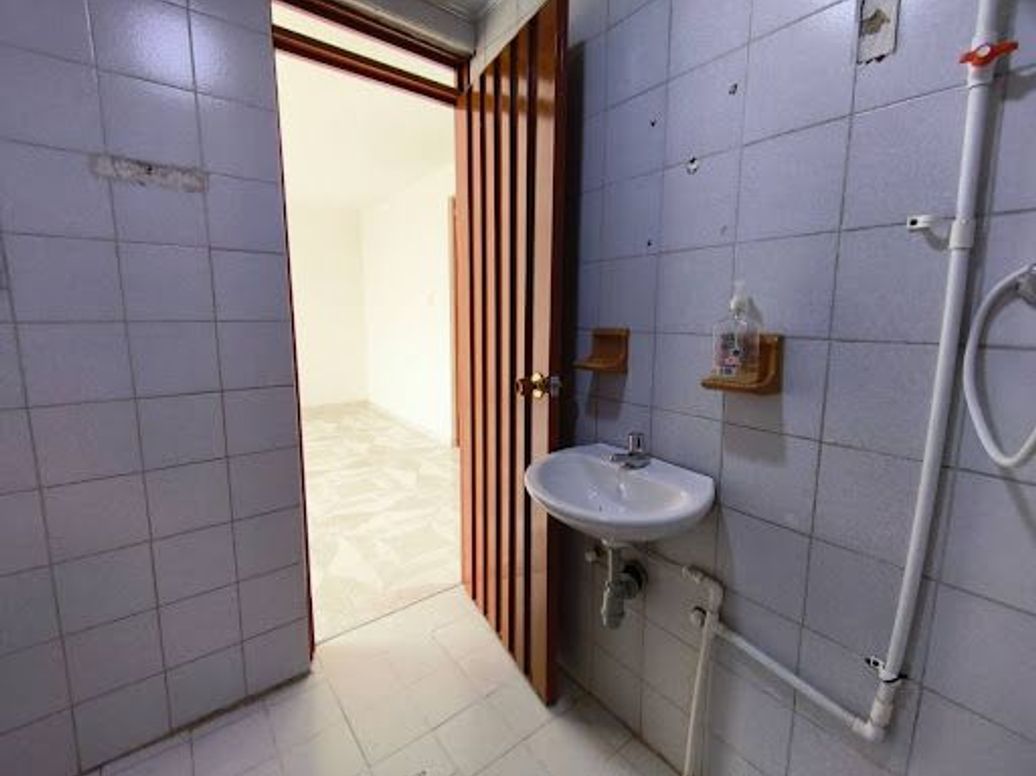 Casa de 7 alcobas en venta en Belen, Bogotá, 286 m² · foto 13 de 14