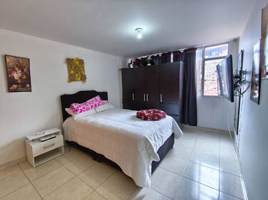 Casa de 7 alcobas en venta en Belen, Bogotá, 286 m² · foto 6 de 14