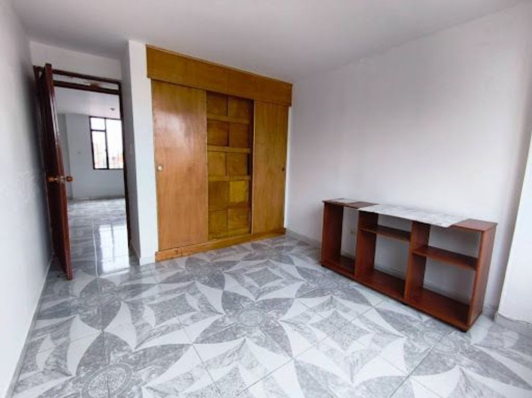 Casa de 7 alcobas en venta en Belen, Bogotá, 286 m² · foto 12 de 14