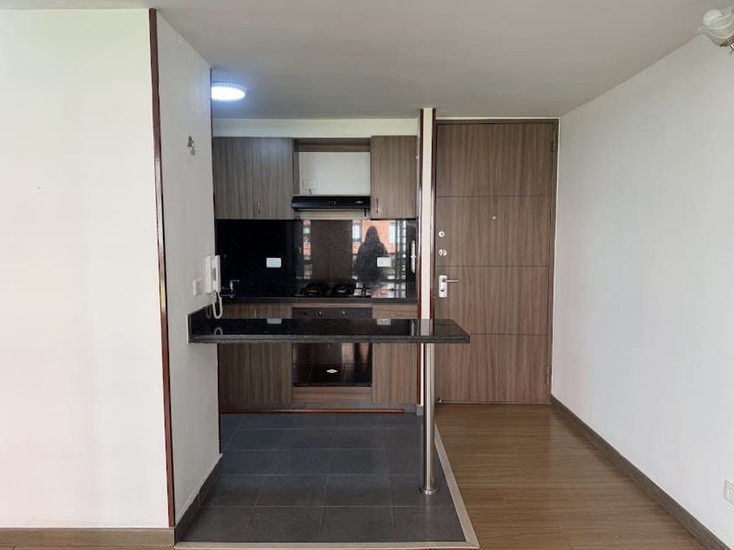 Apartamento de 3 alcobas en venta en A.S.D., Bogotá, 77 m² · foto 4 de 20