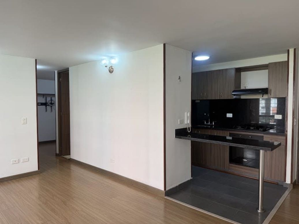 Apartamento de 3 alcobas en venta en A.S.D., Bogotá, 77 m² · foto 9 de 20