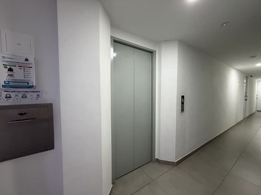Apartamento de 2 alcobas en venta en Murillo Toro, Bogotá, 42 m² · foto 2 de 20