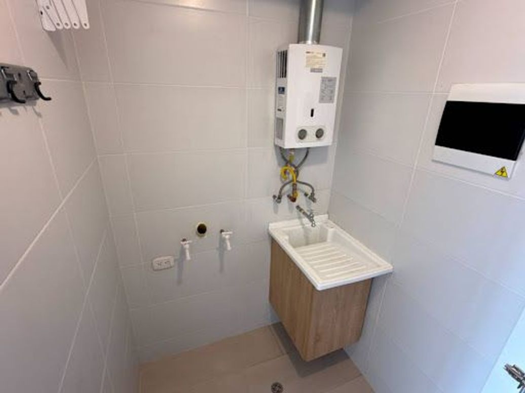 Apartamento de 2 alcobas en arriendo en Montevideo, Bogotá, 41 m² · foto 3 de 20