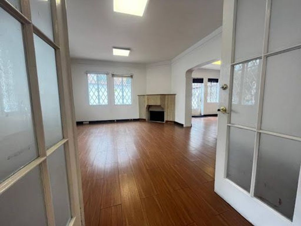 Casa de 8 alcobas en arriendo en Chapinero Alto, Bogotá, 300 m² · foto 3 de 17