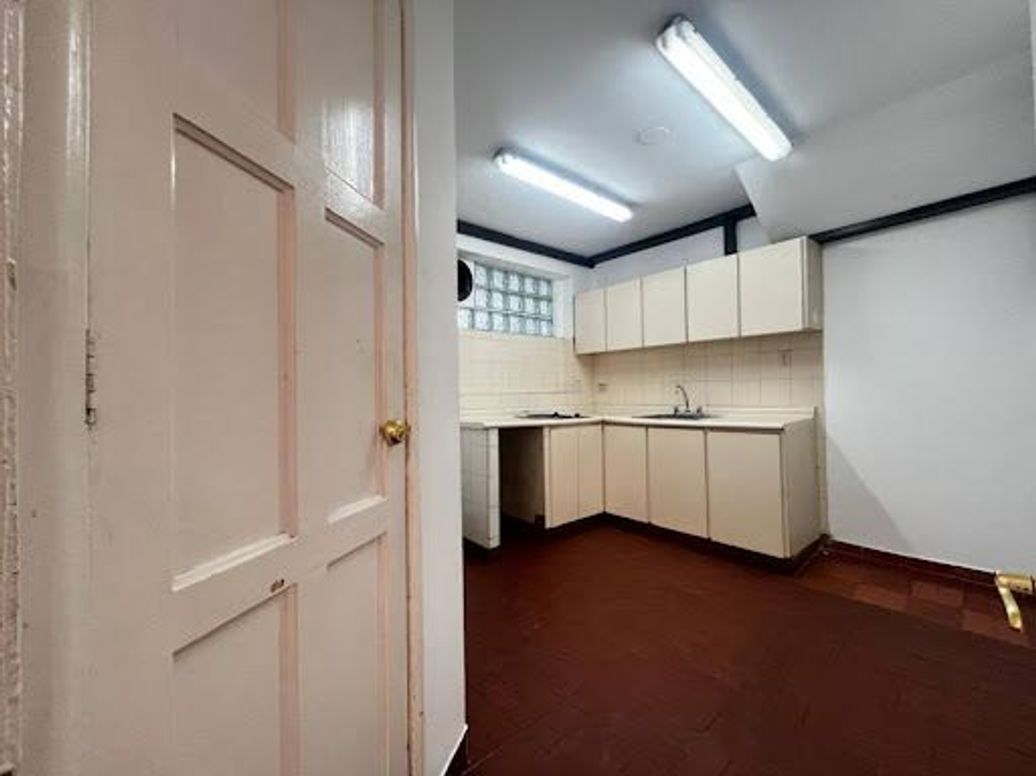 Casa de 8 alcobas en arriendo en Chapinero Alto, Bogotá, 300 m² · foto 5 de 17