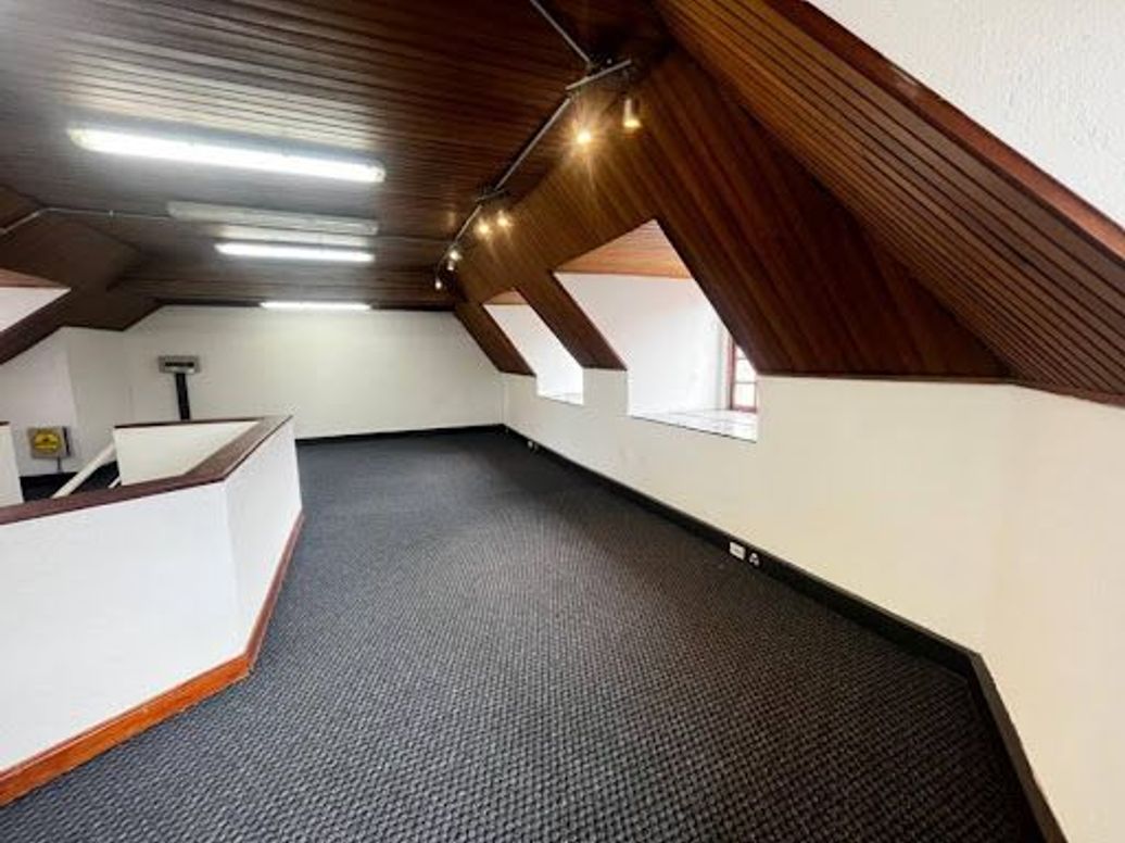 Casa de 8 alcobas en arriendo en Chapinero Alto, Bogotá, 300 m² · foto 16 de 17