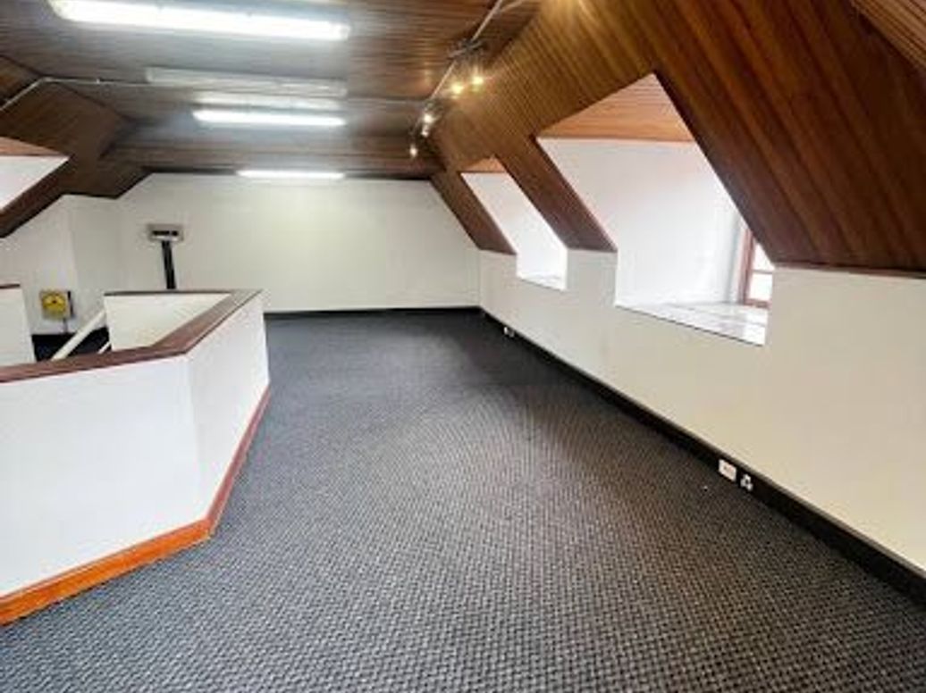 Casa de 8 alcobas en arriendo en Chapinero Alto, Bogotá, 300 m² · foto 17 de 17