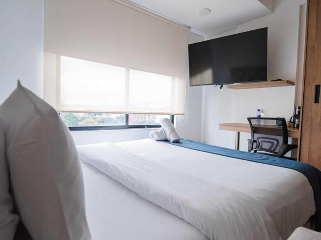 Apartamento de 1 alcoba en venta en La Castellana, Bogotá, 20 m² · foto 3 de 20