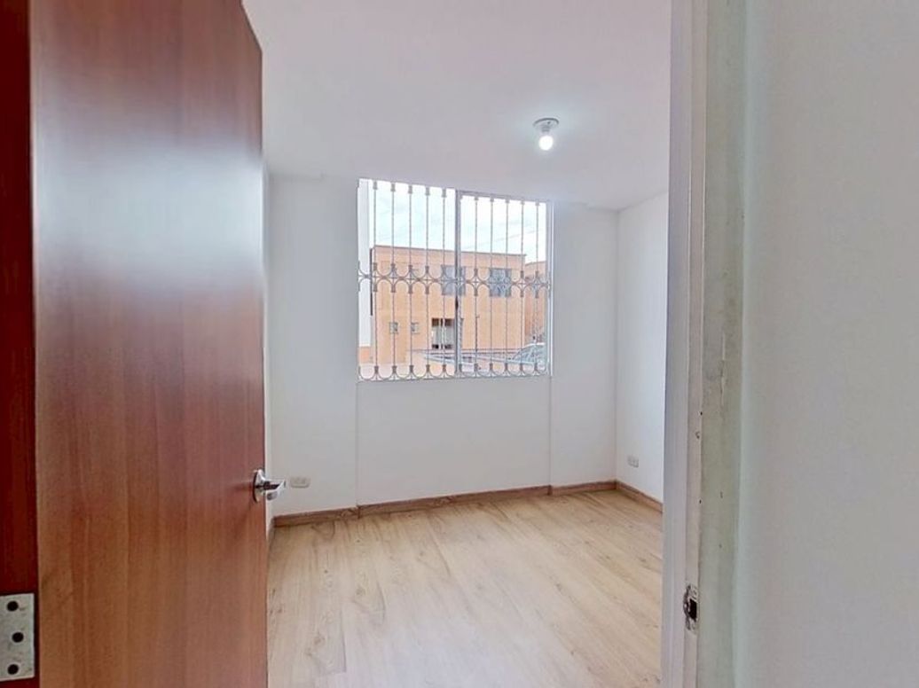 Apartamento de 2 alcobas en venta en Ub. Renania, Bogotá, 45 m² · foto 10 de 20