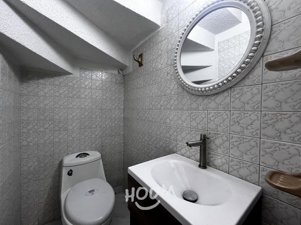 Casa de 4 alcobas en venta en Santa Ana Occidental, Bogotá, 180 m² · foto 9 de 20