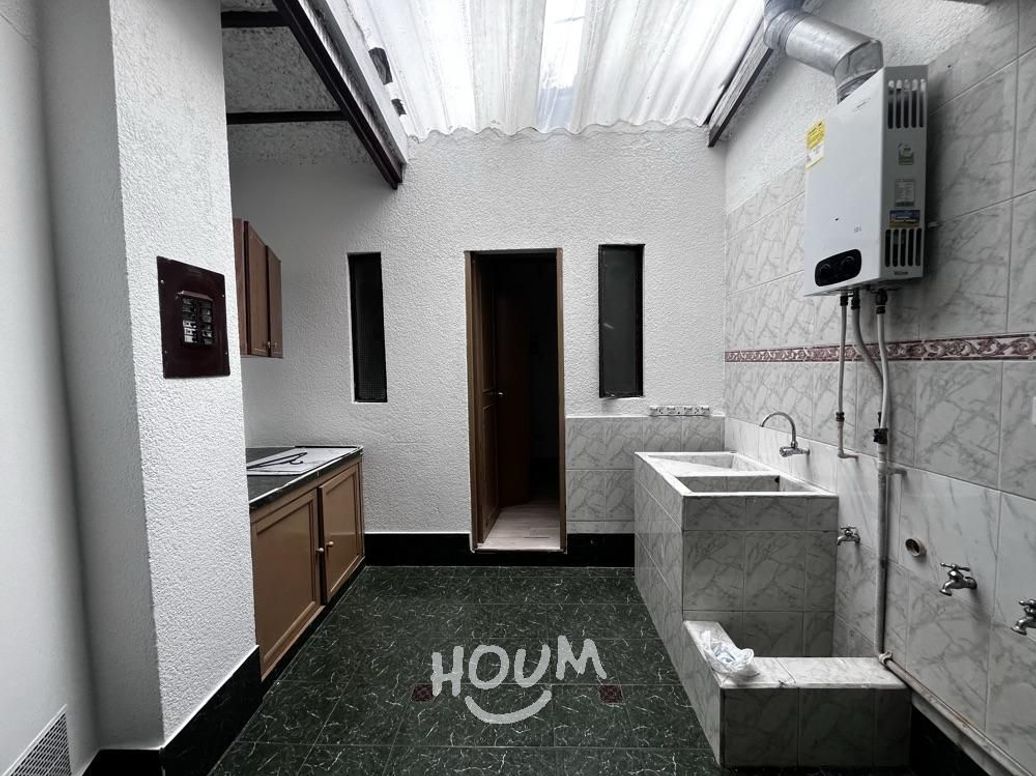 Casa de 4 alcobas en venta en Santa Ana Occidental, Bogotá, 180 m² · foto 5 de 20