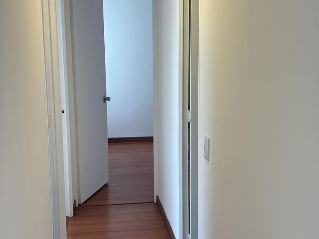 Apartamento de 3 alcobas en arriendo en El Plan, Bogotá, 63 m² · foto 2 de 12
