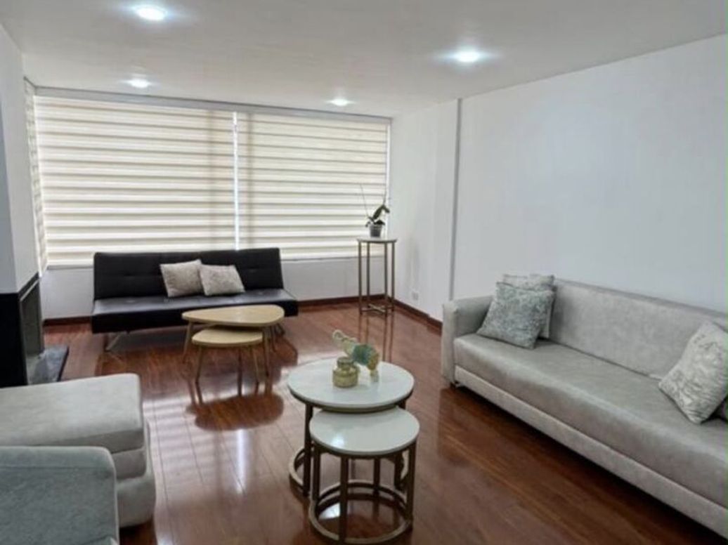 Apartamento de 2 alcobas en arriendo en Santa Barbara Central, Bogotá, 89 m² · foto 4 de 7