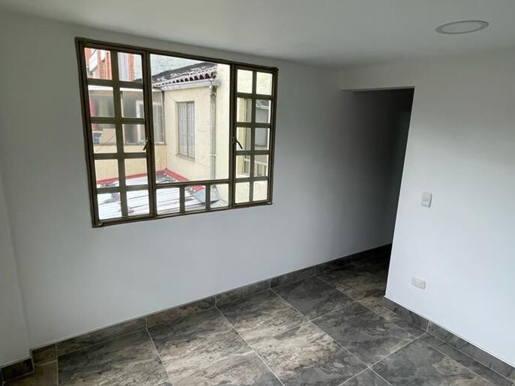 Apartamento de 3 alcobas en venta en Caobos Salazar, Bogotá, 63 m² · foto 3 de 8