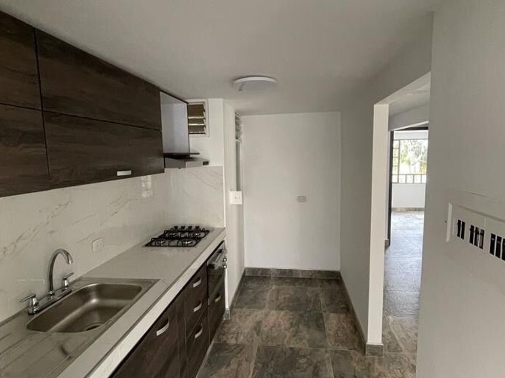 Apartamento de 3 alcobas en venta en Caobos Salazar, Bogotá, 63 m² · foto 2 de 8