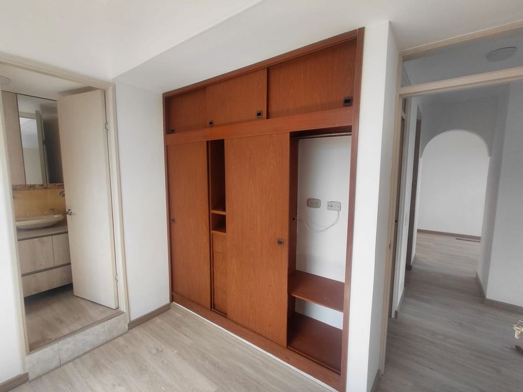 Apartamento de 3 alcobas en arriendo en Florencia, Bogotá, 53 m² · foto 9 de 11
