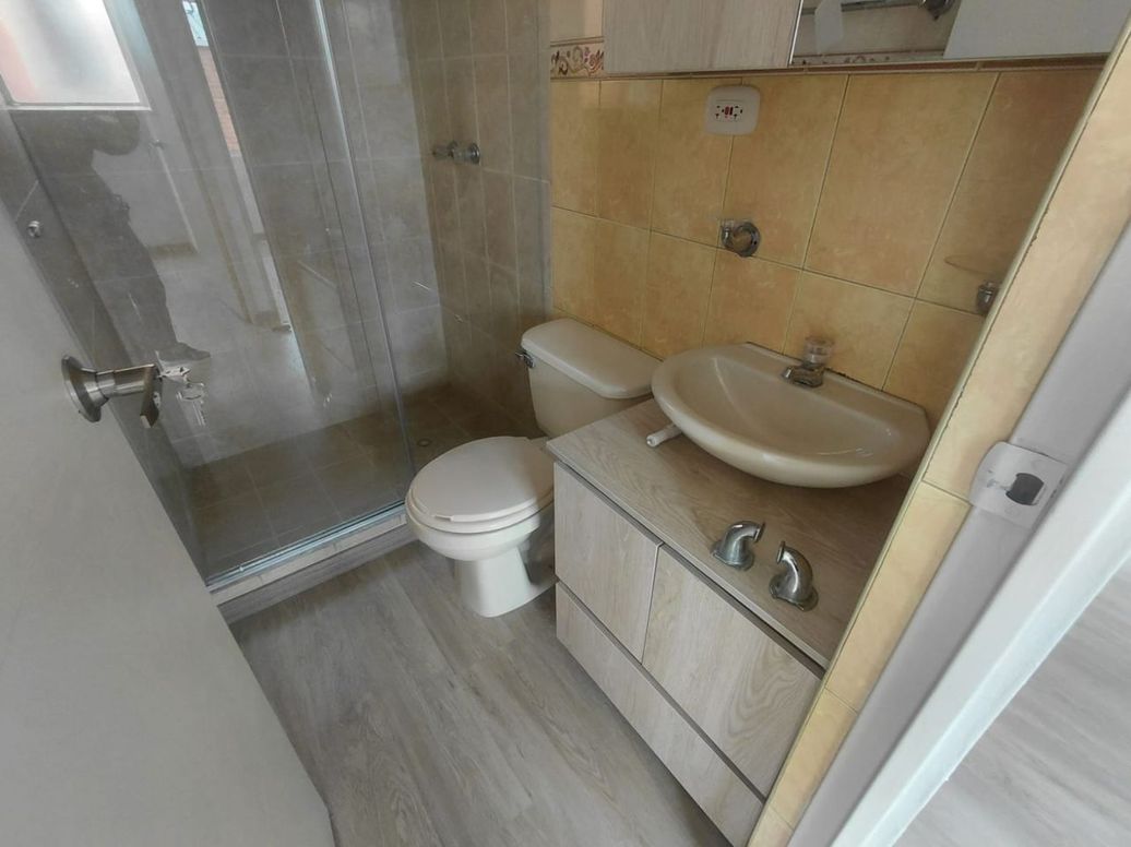 Apartamento de 3 alcobas en arriendo en Florencia, Bogotá, 53 m² · foto 7 de 11