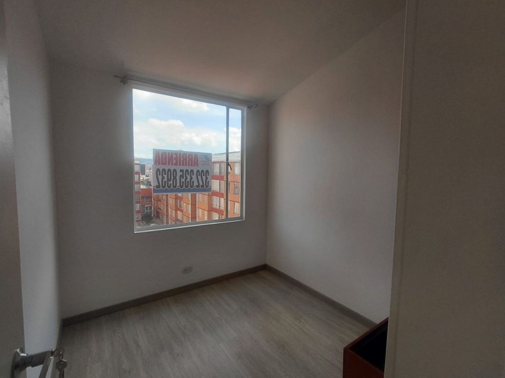 Apartamento de 3 alcobas en arriendo en Florencia, Bogotá, 53 m² · foto 6 de 11