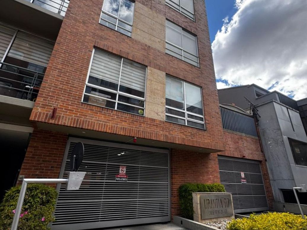 Apartamento de 1 alcoba en venta en Chico Norte Et. Iii, Bogotá, 45 m² · foto 5 de 7