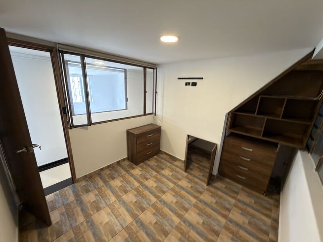 Apartamento de 4 alcobas en arriendo en El Laurel, Bogotá, 100 m² · foto 13 de 20