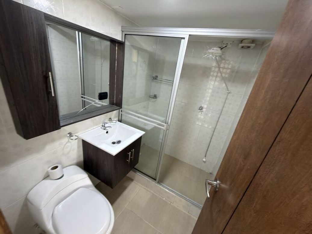 Apartamento de 4 alcobas en arriendo en El Laurel, Bogotá, 100 m² · foto 7 de 20