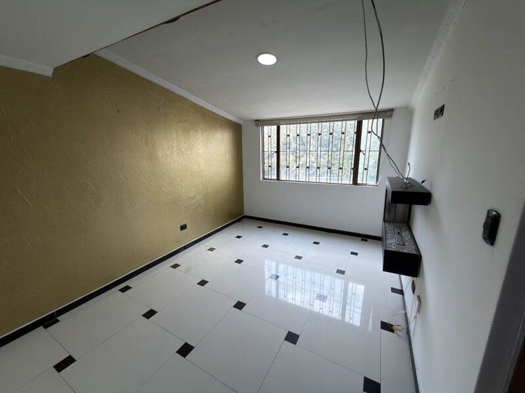 Apartamento de 4 alcobas en arriendo en El Laurel, Bogotá, 100 m² · foto 8 de 20