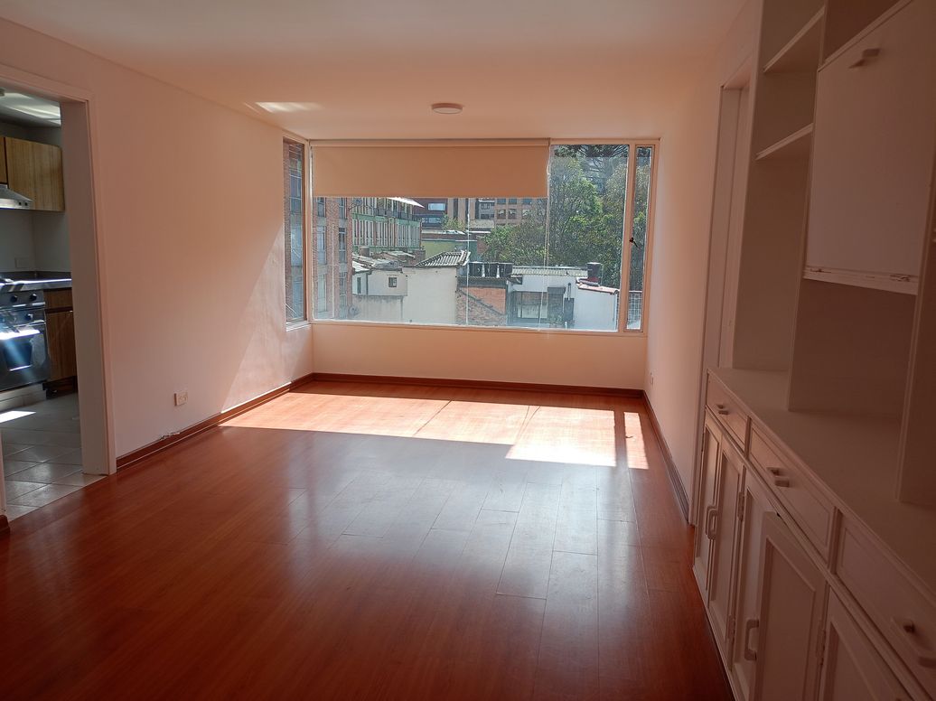 Apartaestudio en arriendo en Sucre, Bogotá, 51 m² · foto 6 de 11