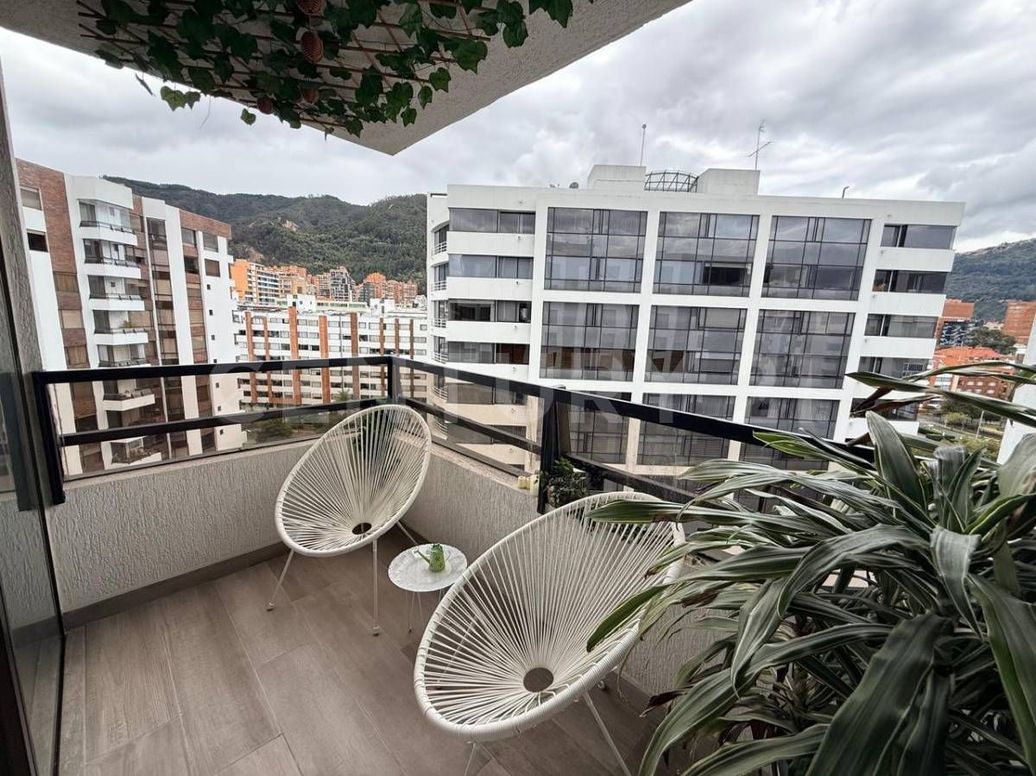 Apartamento de 3 alcobas en venta en Buganvilla, Bogotá, 180 m² · foto 3 de 17