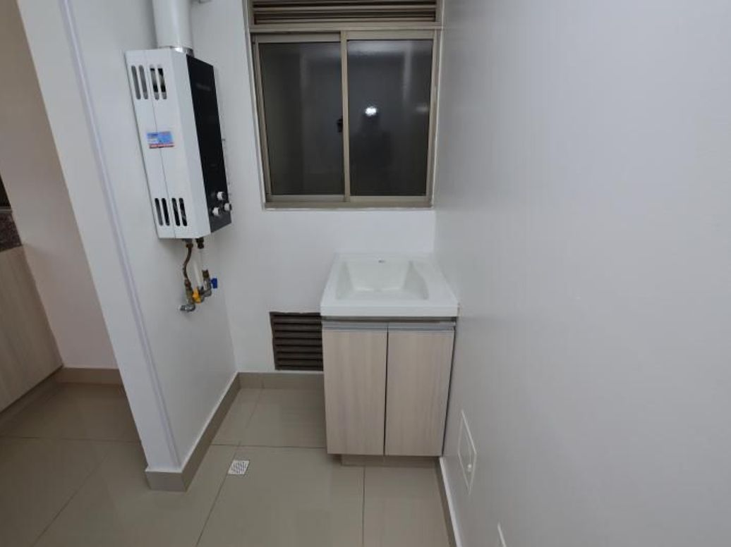 Apartamento de 3 alcobas en arriendo en La Felicidad, Bogotá, 66 m² · foto 9 de 20