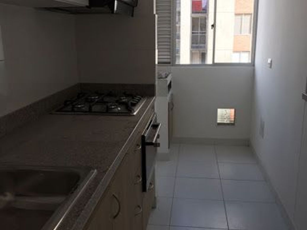 Apartamento de 3 alcobas en arriendo en Villa Alsacia, Bogotá, 76 m² · foto 5 de 20